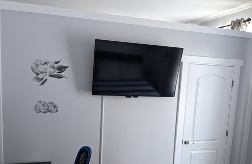 Anaheim Colony Historic District Apartment | Modern Condo downtown Anaheim Disneyland