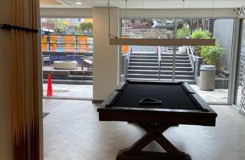 Rampart Village Apartment | Modern condo with pool ,near Hollywood,DTLA, melrose