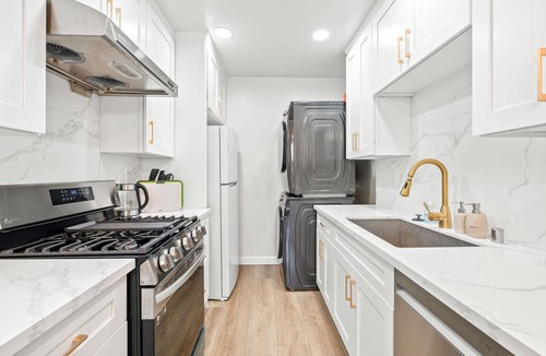 Monterey Park Apartment | Modern Cozy Retreat Stylish Stay With Patio Parking