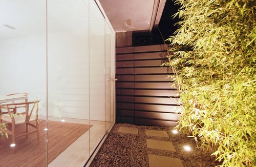 Sawtelle Japantown Apartment | modern design japanese accents light and space
