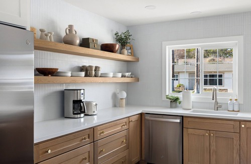 San Marcos House | Modern Escape w/Views. Walk to Lake, Resort, Golf & Dining. Pet Friendly