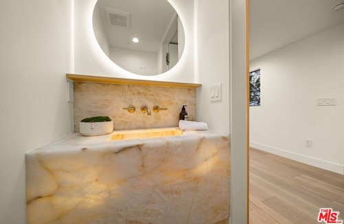 Beachwood Canyon House | MODERN HOLLYWOOD HILLS MANSION | 5 BEDROOMS | VIEWS | BRAND NEW