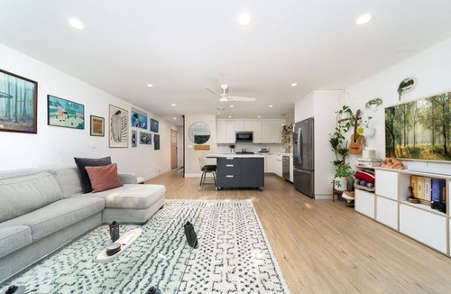 Willmore House | Modern Home - steps from downtown LB!