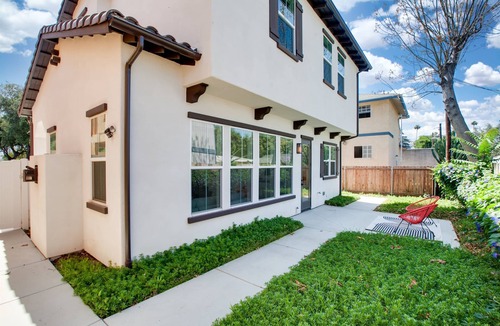 Pasadena House | Modern Home w/Backyard 5-10min to CalTech/PCC