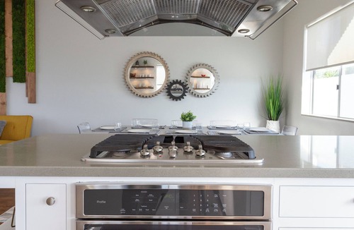Coronado House | Modern Home w/Rooftop Deck - Walk to Bay, Ferry, Restaurants and Shops