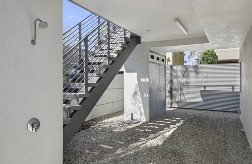 Venice Apartment | Modern Loft in the Heart of Venice Beach