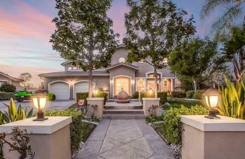 Chatsworth House | Modern Luxury Villa with private pool & spa in a gated community!
