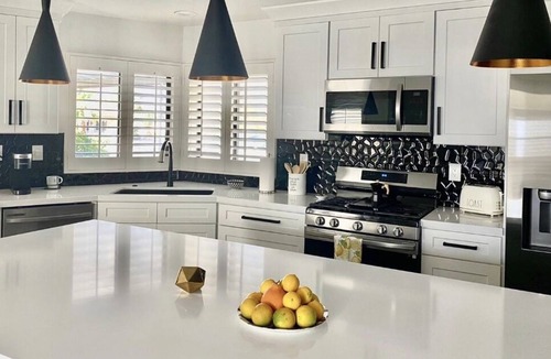Thousand Palms House | Modern Manufactured Home with a Classic Palm Springs style Mountain & Palms view