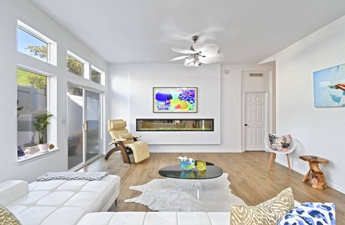 Topanga House | Modern Mountain-Top Designer Los Angeles Home. State of Art