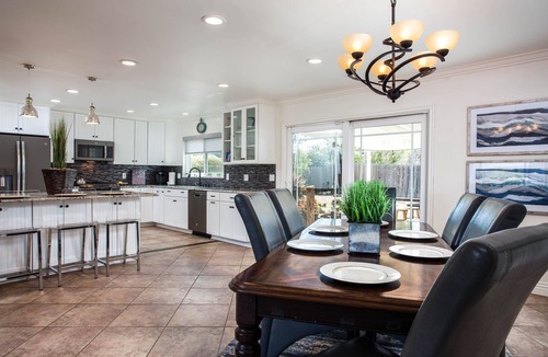 Casa Conejo House | Modern Newbury Park Home| Netflix| Quiet| Safe| Meticulously Clean