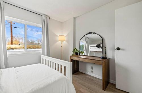 Lancaster House | Modern Private 3B-2BA Home and Spacious Yard