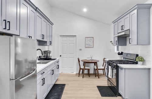 Fountain Valley House | Modern & Private 1BR Retreat