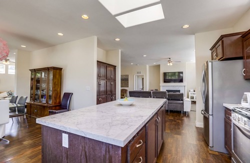 Calabasas House | Modern & Relaxing haven in the hillls
