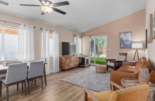 Pumpkin Center House | Modern Southwest Escape 2 Master Bedrooms