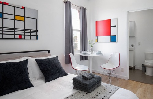 Rampart Village Apartment | Modern Studio Near Downtown LA! 420-Friendly