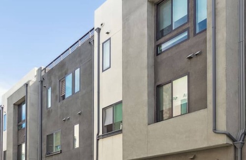 Central San Pedro House | Modern Townhome with Views and Theatre and All Amenities