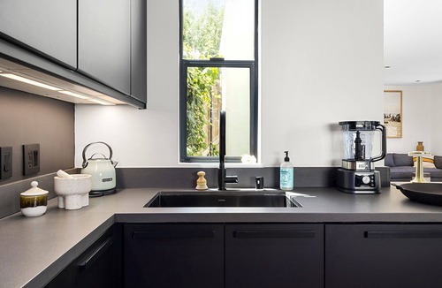Elysian Heights House | Modern Two Stories House