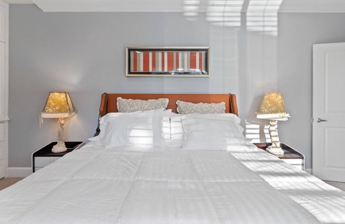 North Tustin House | Modern Vacation Home - Enjoyable Getaway Tustin Ranch