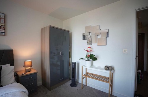 The Westside Apartment | Modern with City Views free GYM In Broad Street, Bham
