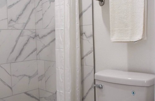 Victorville Hotel | Mojave Inn