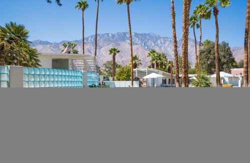 Desert Park Estates House | Monkey Tree Hotel 16