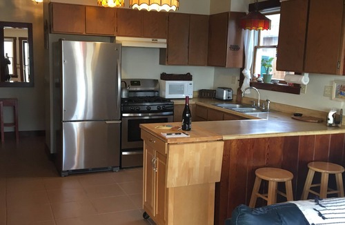 Mendocino House | MONTHLY MENDO VILLAGE STYLISH HOME! EPIC BAY OCEAN & GARDEN VIEWS DOG FRIENDLY!