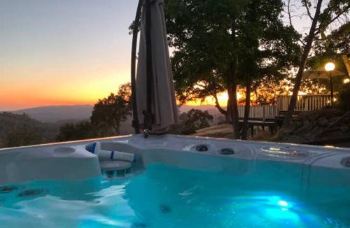 Mariposa Villa | Moon Ranch - a gateway to Yosemite