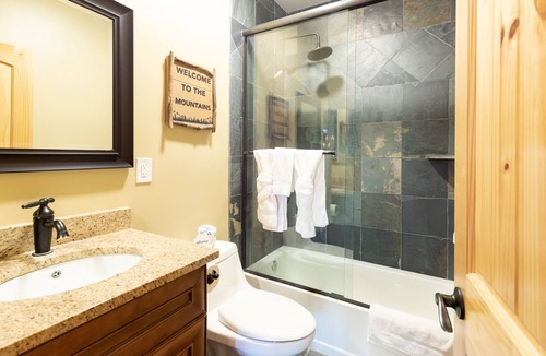 Upper Moonridge Cabin | Moonridge Serenade Log Cabin Retreat- Spa- Games