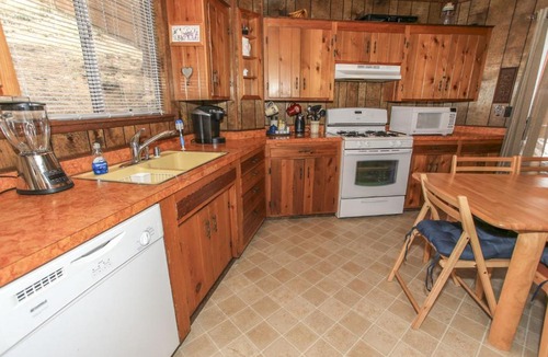 Moonridge House | Moonridge Sunset Retreat