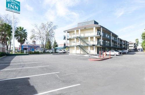 Garden Grove Hotel | Morada Inn