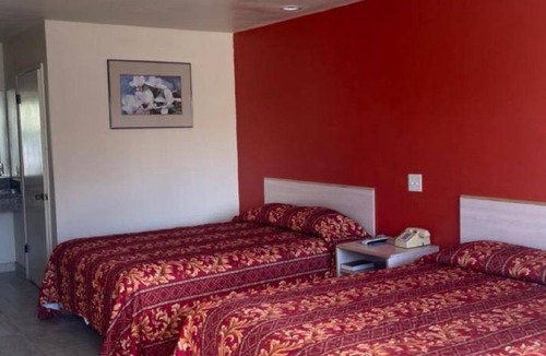Vista Hotel | Motel ∙ 4 guests