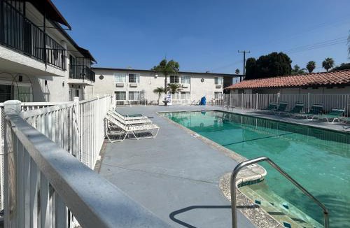 Northwest Anaheim Hotel | Motel 6 Buena Park, CA Anaheim Near Maingate Knotts