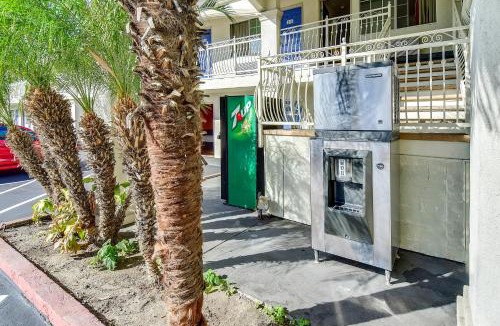 Garden Grove Hotel | Motel 6 Garden Grove