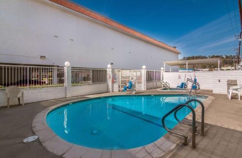 Monterey Park Hotel | Motel 6 Monterey Park