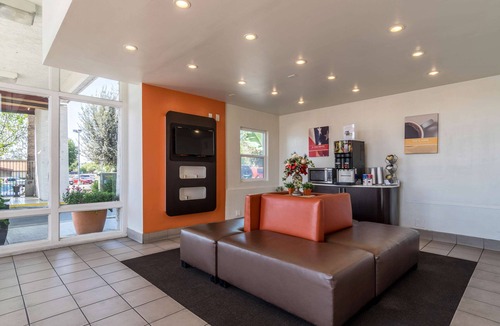 Redlands Hotel | Motel 6 Redlands, CA