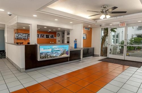 Cortez Hill Hotel | Motel 6-San Diego, CA - Downtown