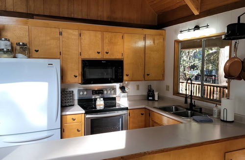Twain Harte Cabin | Mountain Adventures Await ~ Spacious Family Chalet ~ Near Dodge Ridge & Yosemite