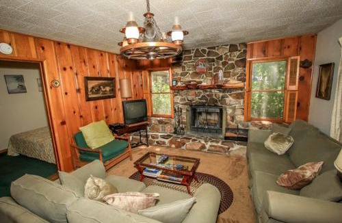 Big Bear Lake House | Mountain Air Home