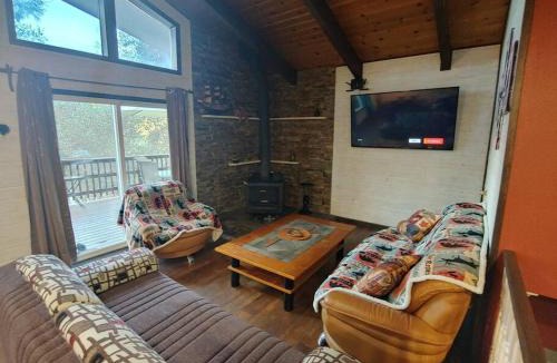 Groveland House | Mountain Cabin near Yosemite