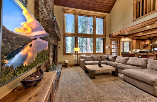 Montgomery Estates Cabin | Mountain Home, Hot Tub, Game Room, Arcade Games and Foosball, Near Heavenly, Walk-to-Trails