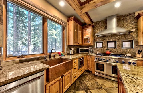 Montgomery Estates Cabin | Mountain Home, Hot Tub, Game Room, Arcade Games and Foosball, Near Heavenly, Walk-to-Trails