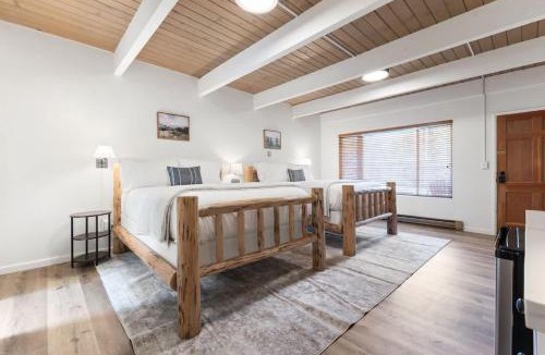 Springville House | Mountain Nook CN Lodge #4