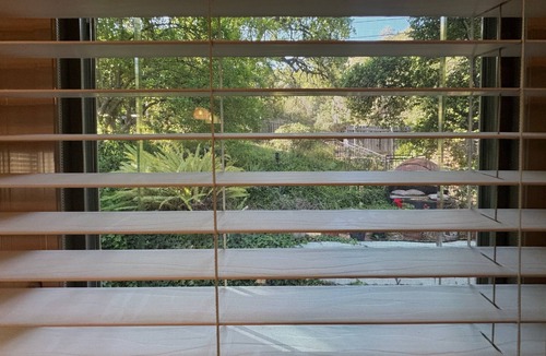 Simi Valley House | Mountain Oasis- 2-bedroom house with bridge nestled in the Santa Susanna knolls
