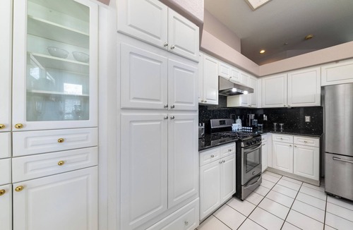 Loma Linda House | Move-in Special! 4BD Home – First Month 4,500 USD