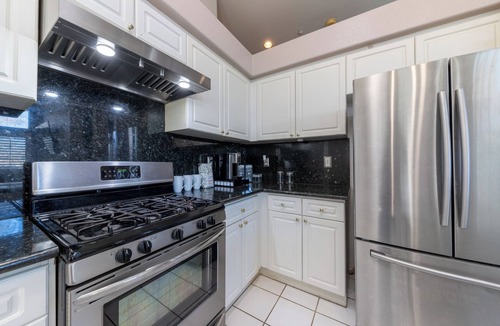 Loma Linda House | Move-in Special! 4BD Home – First Month 4,500 USD