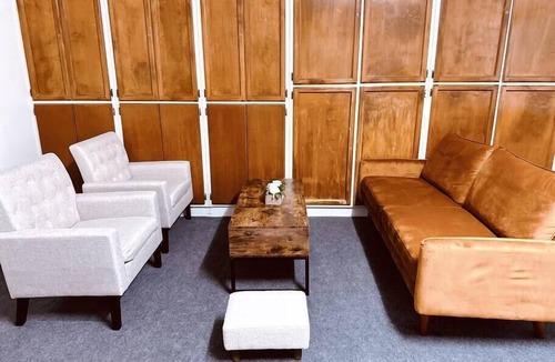 Valinda House | Movie Nest/2BR/Huge Backyard w Grill by Zen Living