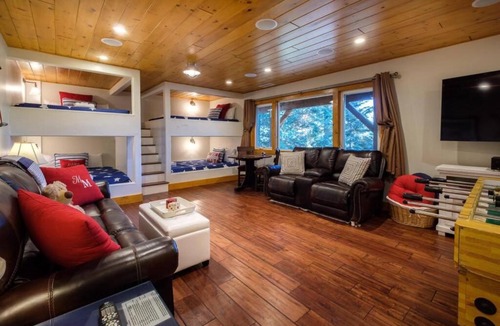 Lake Arrowhead House | Muddy Moose- Spacious Family Getaway