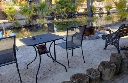 Newberry Springs Cottage | Music Cottage on the Pond
