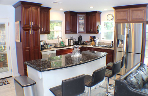 Del Obispo House | My house is yours. Welcome to my tranquil eclectic home