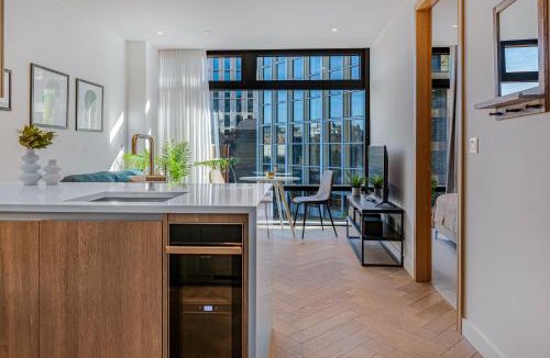 Shoreditch Apartment | MySquare Premium Apartment near Liverpool Street Station